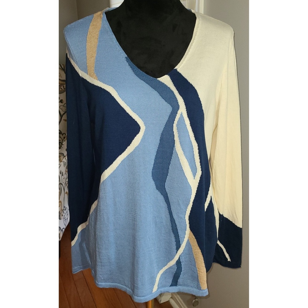 CHICO's V Neck Abstract print pullover Sweater Sz 2‎ Career girl Artsy Chic Blue